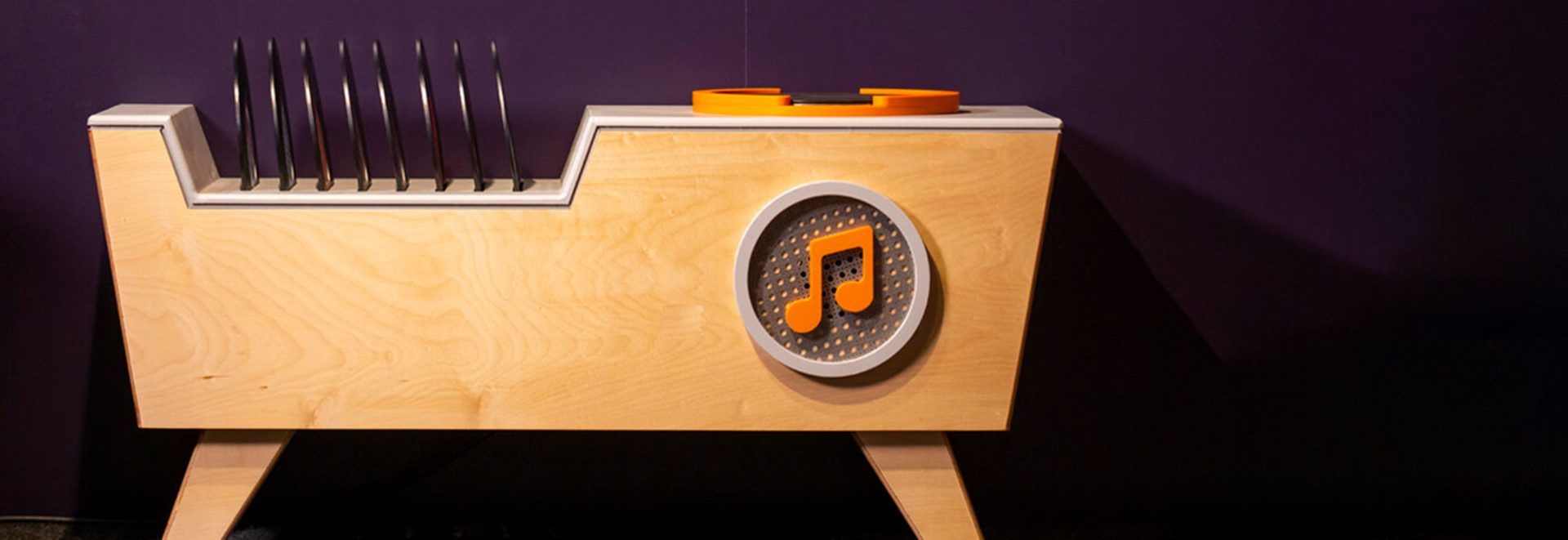 1440x611_recordplayer