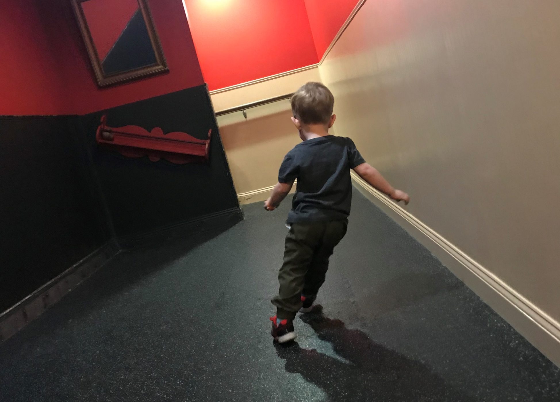 gravity room Children’s Museum of Pittsburgh Design & Consulting