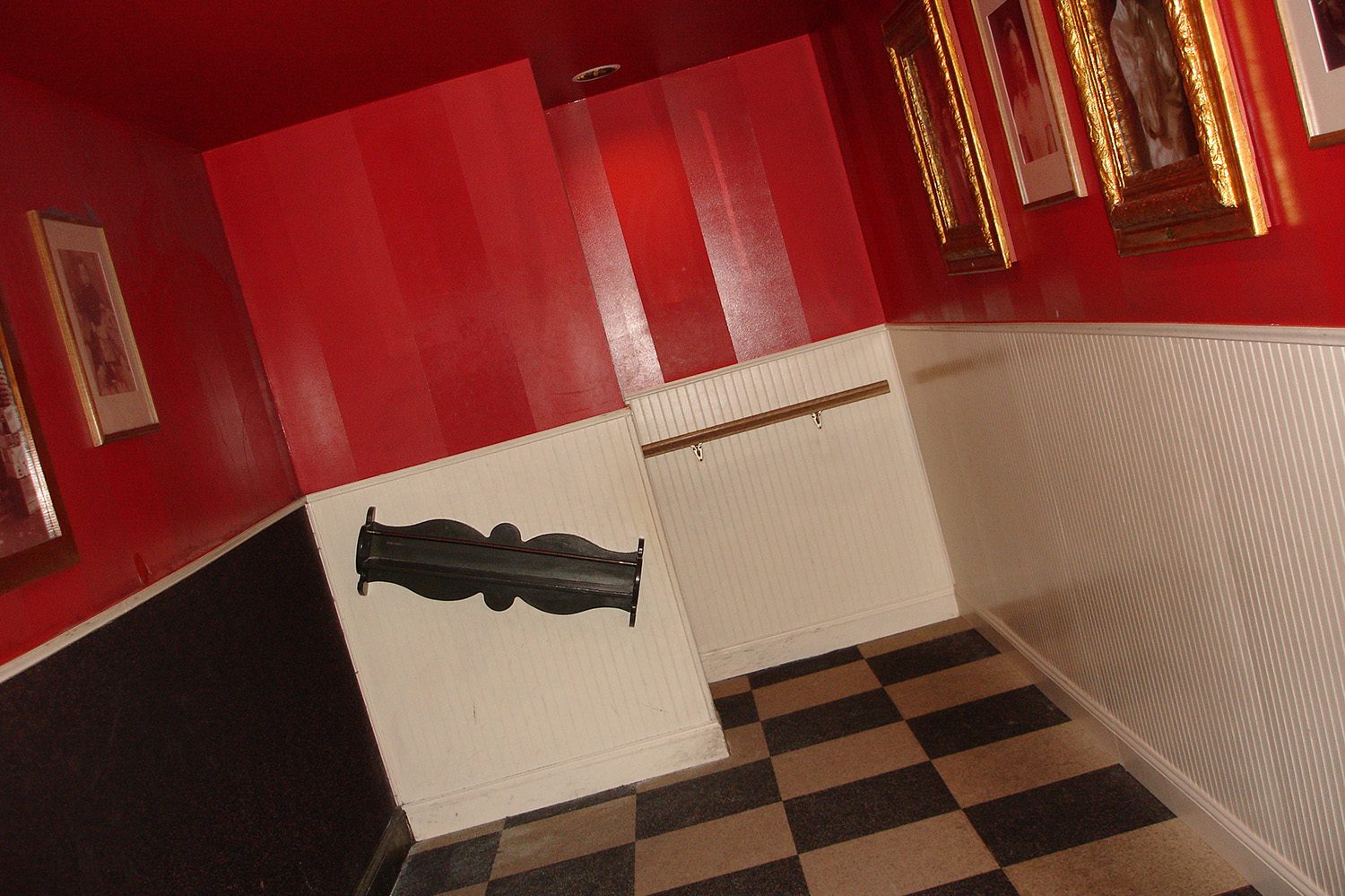 gravity room Children’s Museum of Pittsburgh Design & Consulting